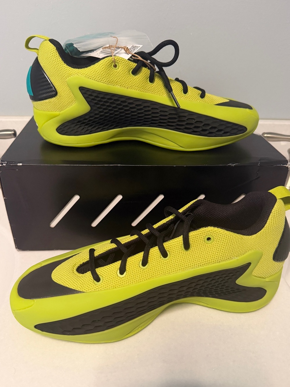 Adidas Anthony Edwards 1 Low Preloved Lime Men's 9 JS1778 NWT